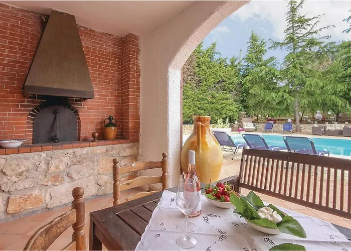 Specchia * Villa Castelli