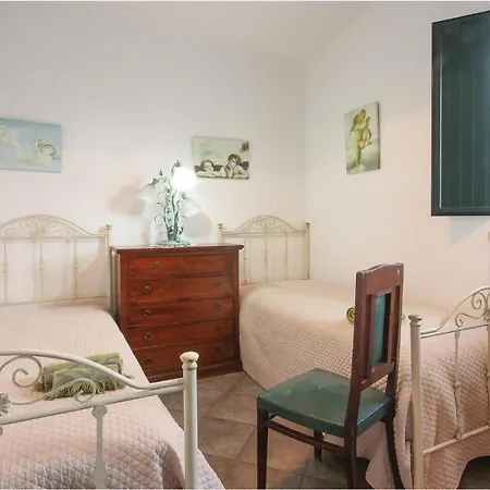 Specchia * Villa Castelli